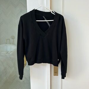 Vuori sweatshirt